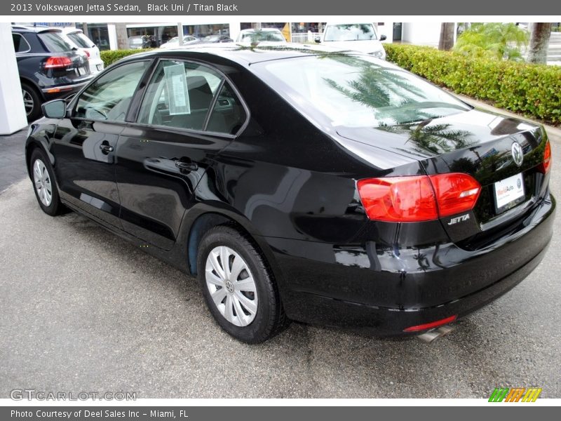 Black Uni / Titan Black 2013 Volkswagen Jetta S Sedan