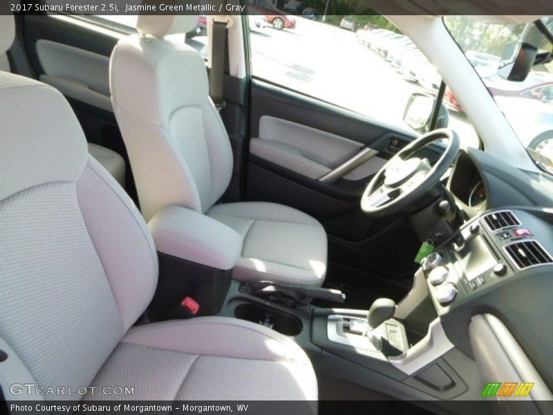 Jasmine Green Metallic / Gray 2017 Subaru Forester 2.5i