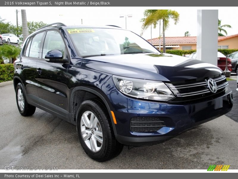Night Blue Metallic / Beige/Black 2016 Volkswagen Tiguan S