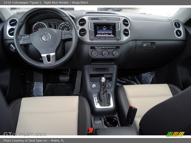 Night Blue Metallic / Beige/Black 2016 Volkswagen Tiguan S