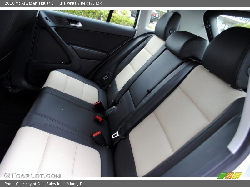 Pure White / Beige/Black 2016 Volkswagen Tiguan S