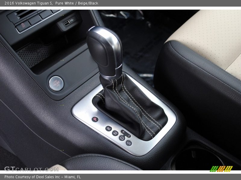 Pure White / Beige/Black 2016 Volkswagen Tiguan S