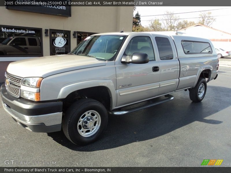 Silver Birch Metallic / Dark Charcoal 2005 Chevrolet Silverado 2500HD LT Extended Cab 4x4