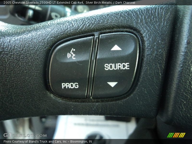 Silver Birch Metallic / Dark Charcoal 2005 Chevrolet Silverado 2500HD LT Extended Cab 4x4