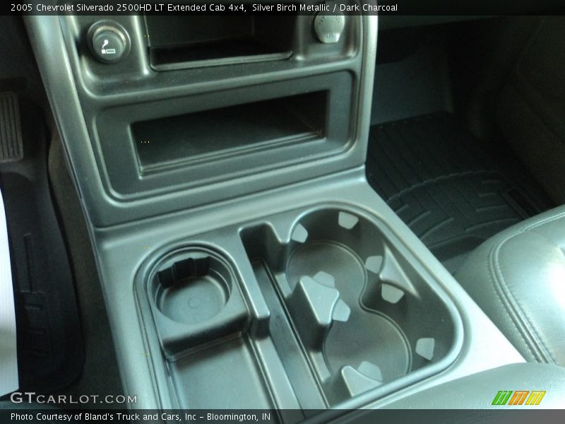 Silver Birch Metallic / Dark Charcoal 2005 Chevrolet Silverado 2500HD LT Extended Cab 4x4