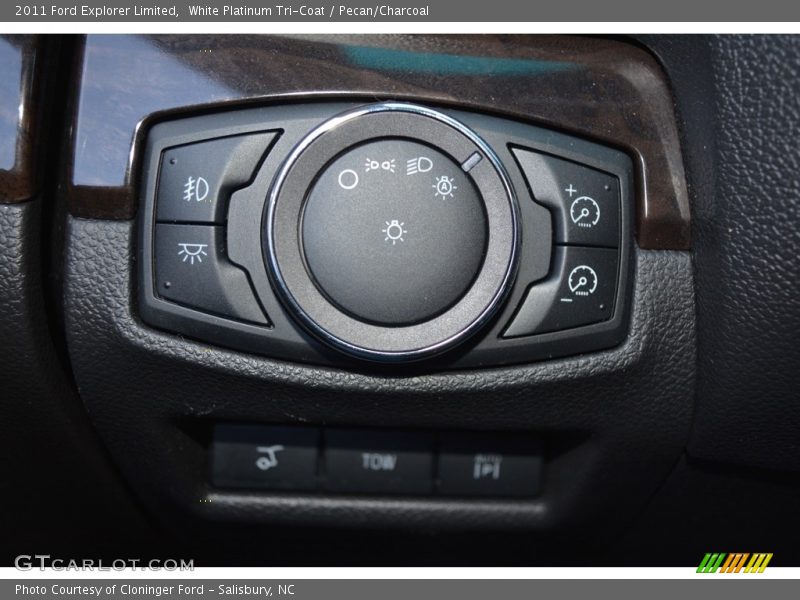 White Platinum Tri-Coat / Pecan/Charcoal 2011 Ford Explorer Limited