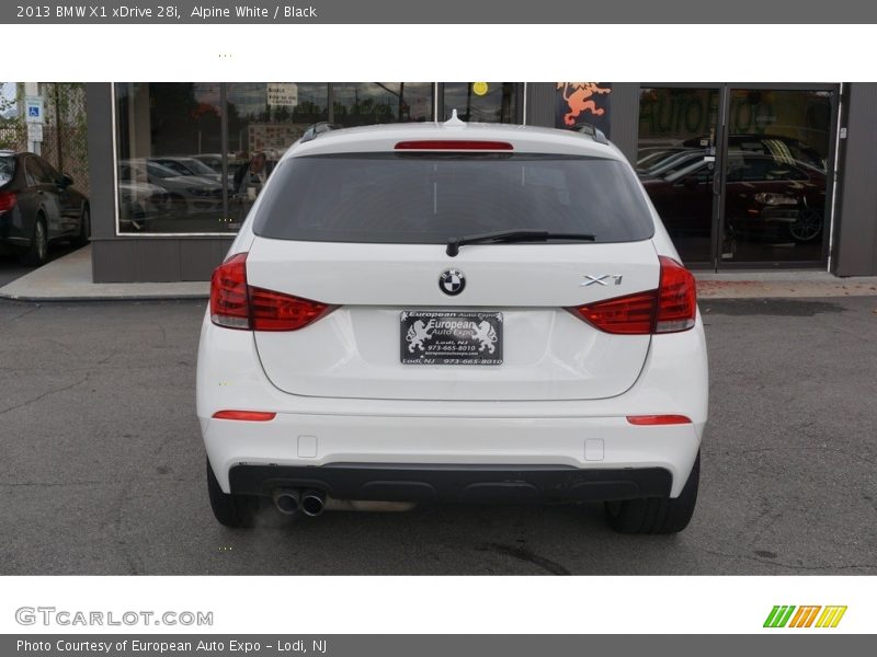 Alpine White / Black 2013 BMW X1 xDrive 28i