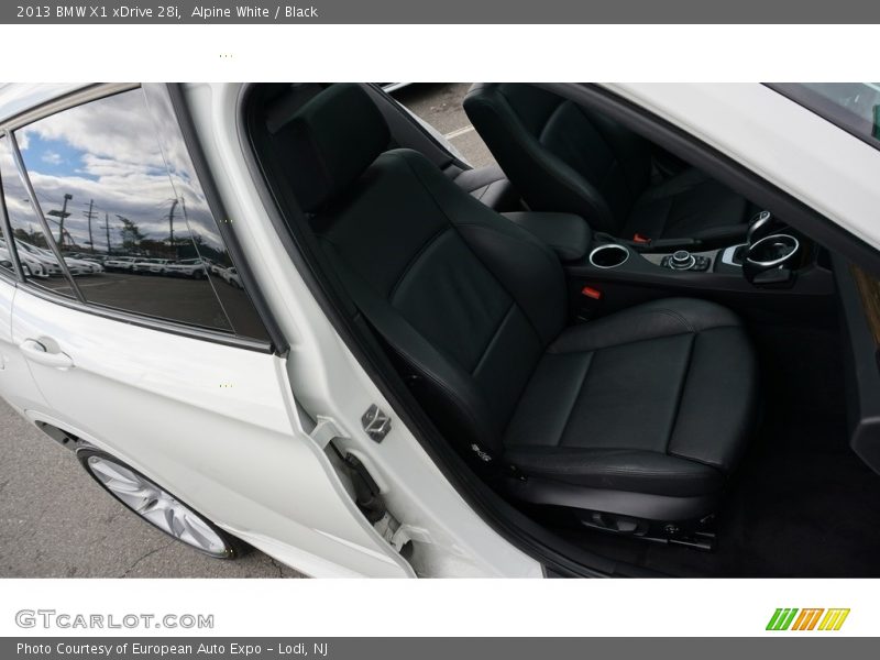 Alpine White / Black 2013 BMW X1 xDrive 28i