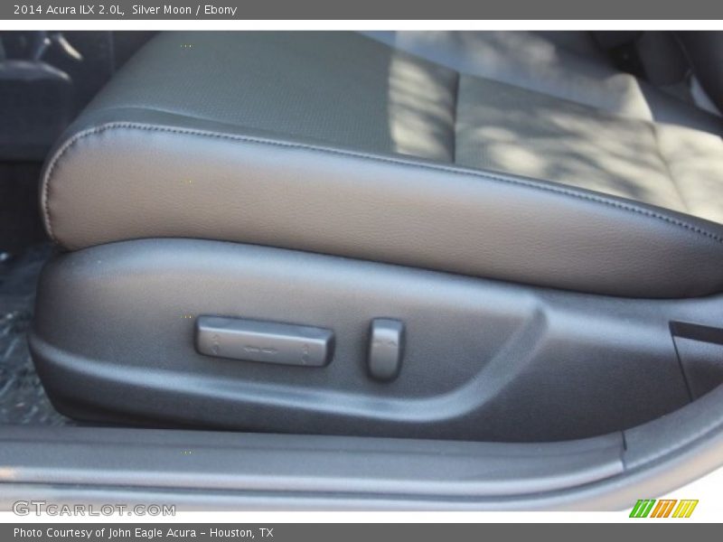 Silver Moon / Ebony 2014 Acura ILX 2.0L