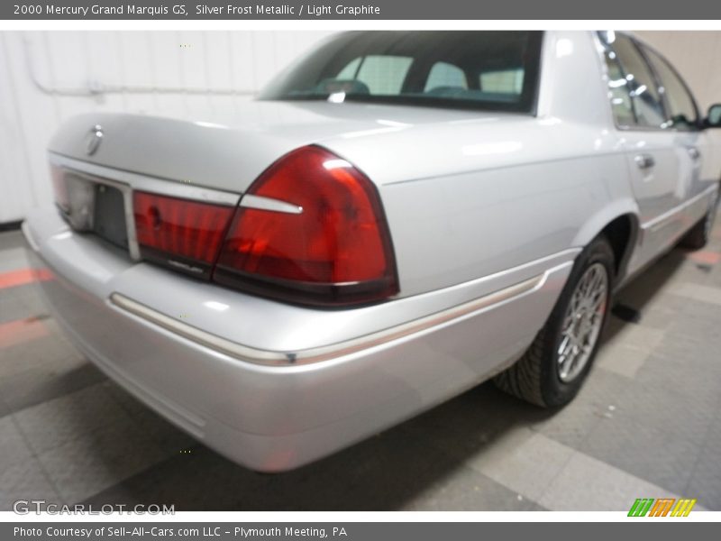 Silver Frost Metallic / Light Graphite 2000 Mercury Grand Marquis GS