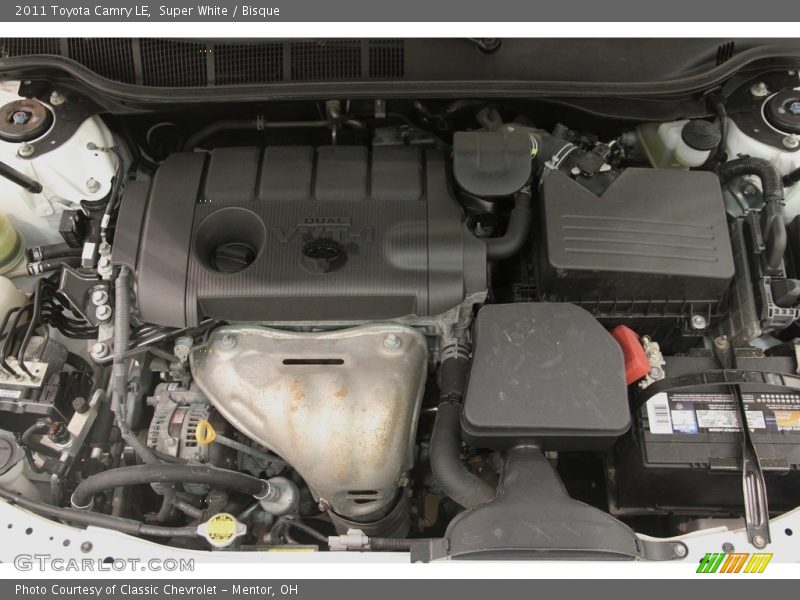 Super White / Bisque 2011 Toyota Camry LE