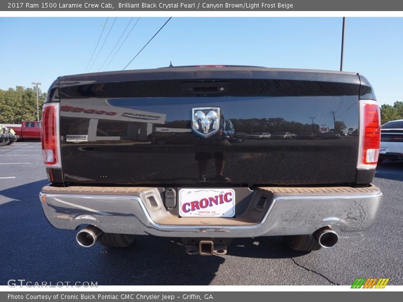 Brilliant Black Crystal Pearl / Canyon Brown/Light Frost Beige 2017 Ram 1500 Laramie Crew Cab