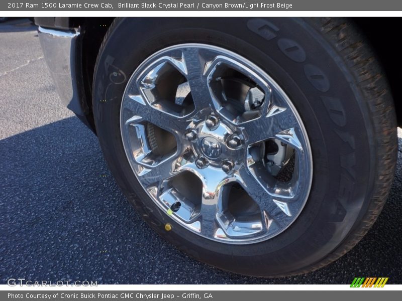Brilliant Black Crystal Pearl / Canyon Brown/Light Frost Beige 2017 Ram 1500 Laramie Crew Cab