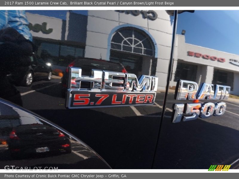 Brilliant Black Crystal Pearl / Canyon Brown/Light Frost Beige 2017 Ram 1500 Laramie Crew Cab
