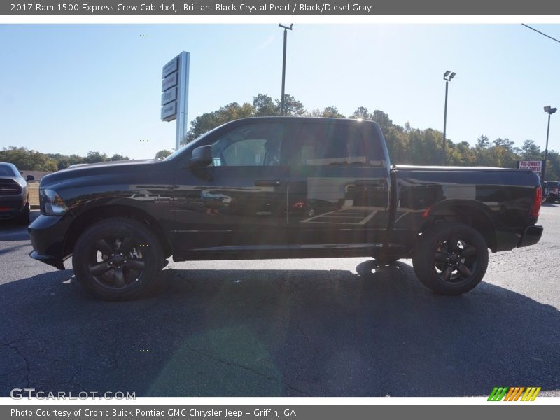 Brilliant Black Crystal Pearl / Black/Diesel Gray 2017 Ram 1500 Express Crew Cab 4x4