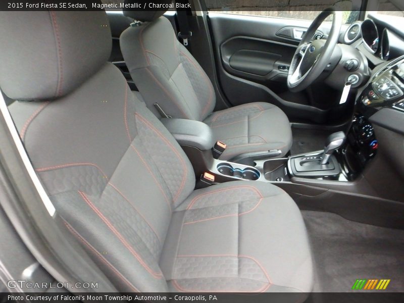 Magnetic Metallic / Charcoal Black 2015 Ford Fiesta SE Sedan