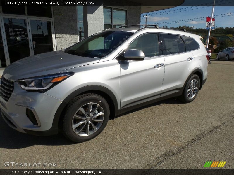 Circuit Silver / Gray 2017 Hyundai Santa Fe SE AWD