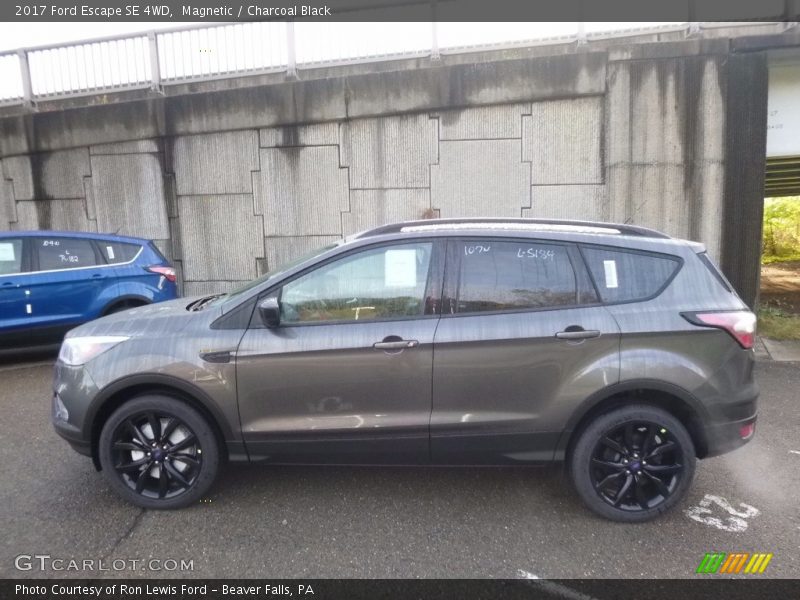Magnetic / Charcoal Black 2017 Ford Escape SE 4WD