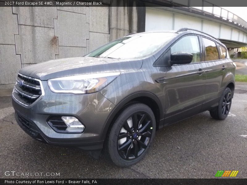 Magnetic / Charcoal Black 2017 Ford Escape SE 4WD