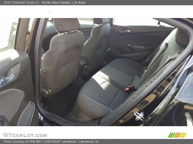 Mosaic Black Metallic / Jet Black 2017 Chevrolet Cruze LT
