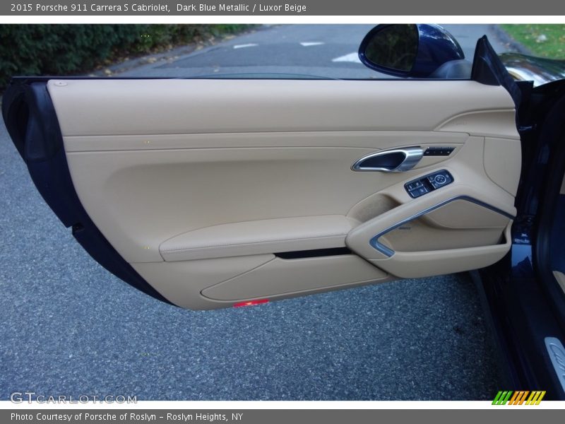 Door Panel of 2015 911 Carrera S Cabriolet