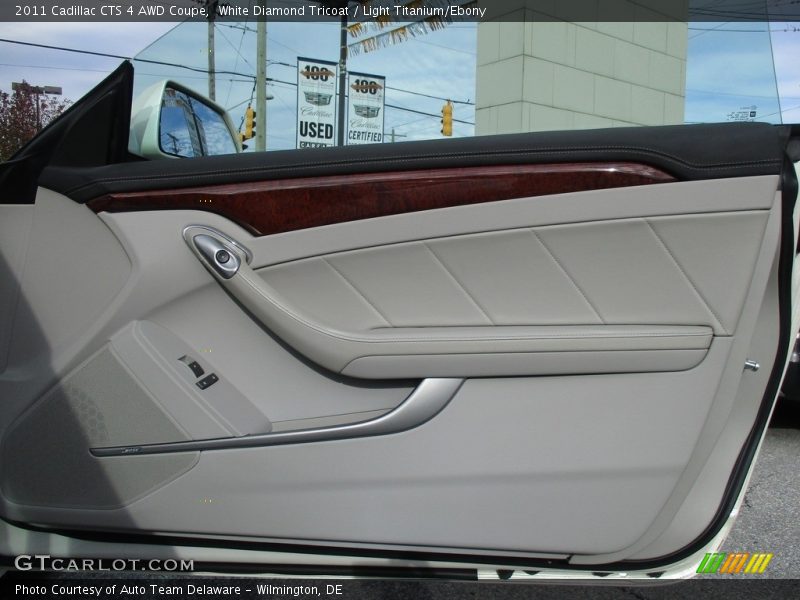 White Diamond Tricoat / Light Titanium/Ebony 2011 Cadillac CTS 4 AWD Coupe