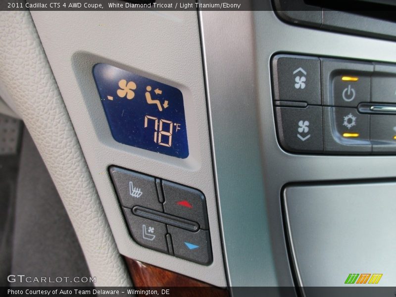 White Diamond Tricoat / Light Titanium/Ebony 2011 Cadillac CTS 4 AWD Coupe