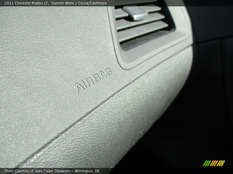 Summit White / Cocoa/Cashmere 2011 Chevrolet Malibu LT
