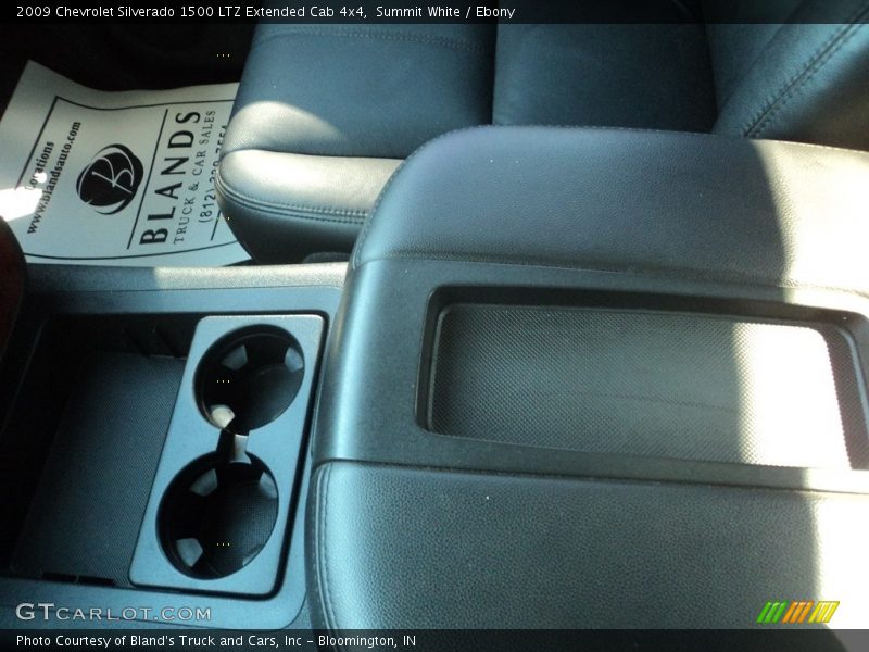 Summit White / Ebony 2009 Chevrolet Silverado 1500 LTZ Extended Cab 4x4