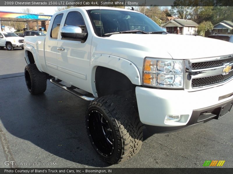 Summit White / Ebony 2009 Chevrolet Silverado 1500 LTZ Extended Cab 4x4