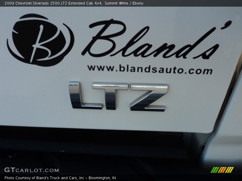 Summit White / Ebony 2009 Chevrolet Silverado 1500 LTZ Extended Cab 4x4