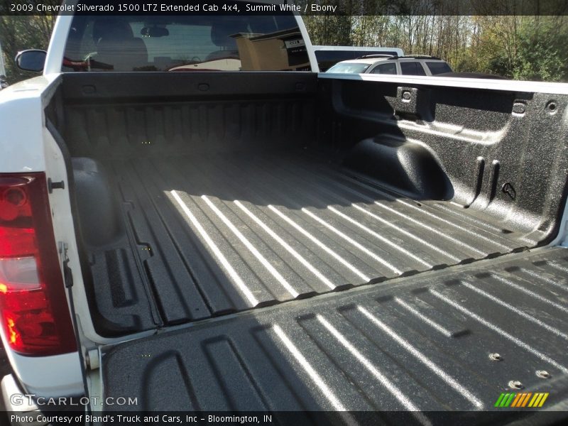 Summit White / Ebony 2009 Chevrolet Silverado 1500 LTZ Extended Cab 4x4