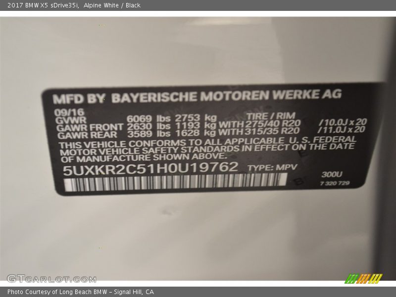 Alpine White / Black 2017 BMW X5 sDrive35i