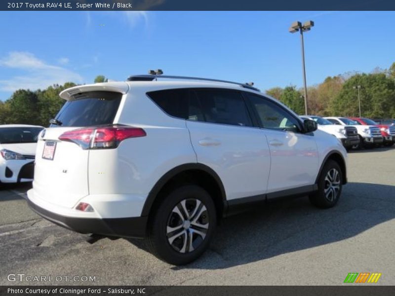 Super White / Black 2017 Toyota RAV4 LE