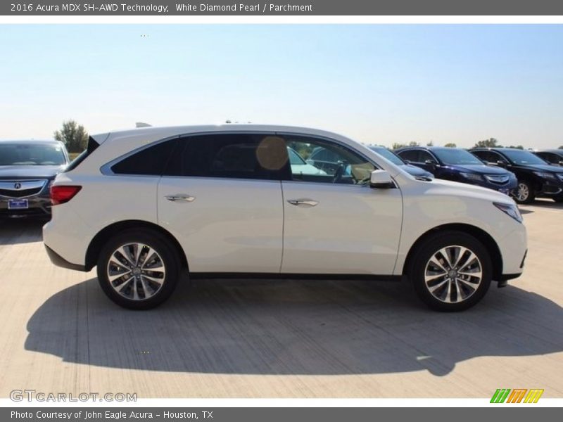 White Diamond Pearl / Parchment 2016 Acura MDX SH-AWD Technology