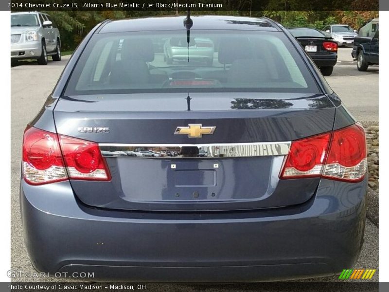 Atlantis Blue Metallic / Jet Black/Medium Titanium 2014 Chevrolet Cruze LS