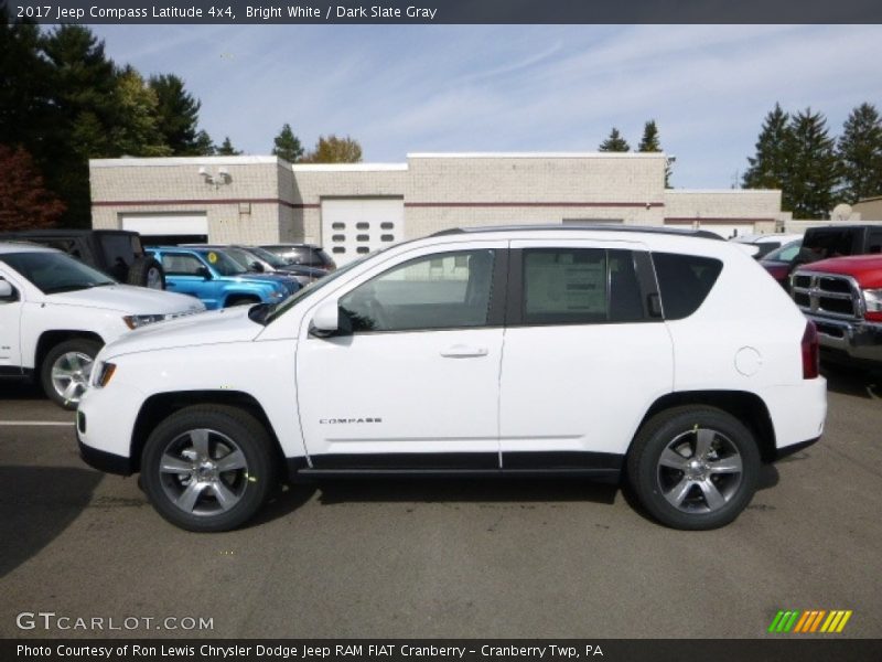 Bright White / Dark Slate Gray 2017 Jeep Compass Latitude 4x4