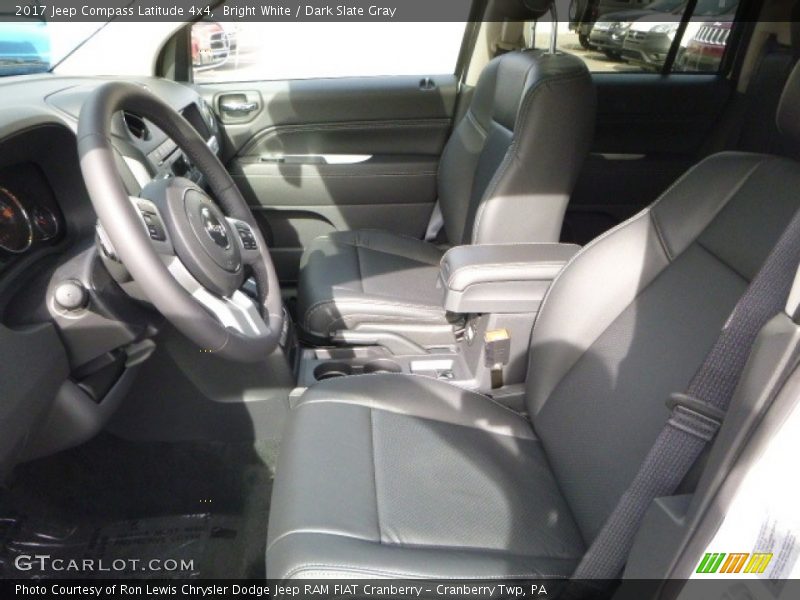 Bright White / Dark Slate Gray 2017 Jeep Compass Latitude 4x4