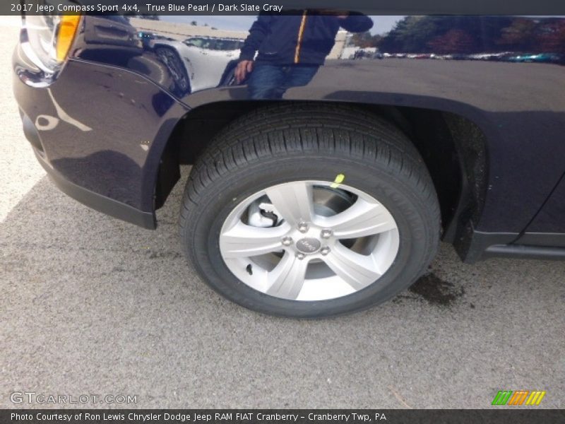 True Blue Pearl / Dark Slate Gray 2017 Jeep Compass Sport 4x4