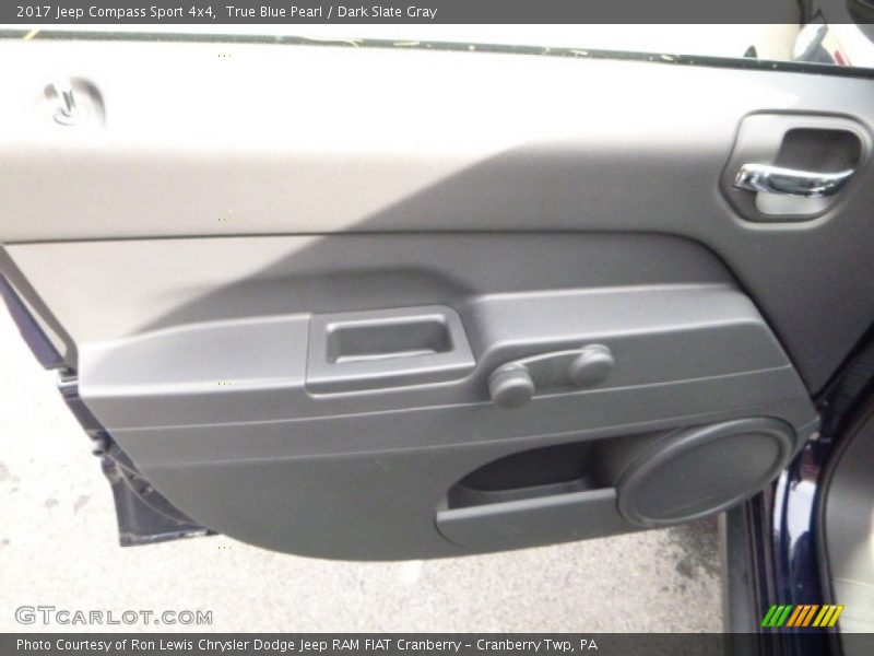 True Blue Pearl / Dark Slate Gray 2017 Jeep Compass Sport 4x4