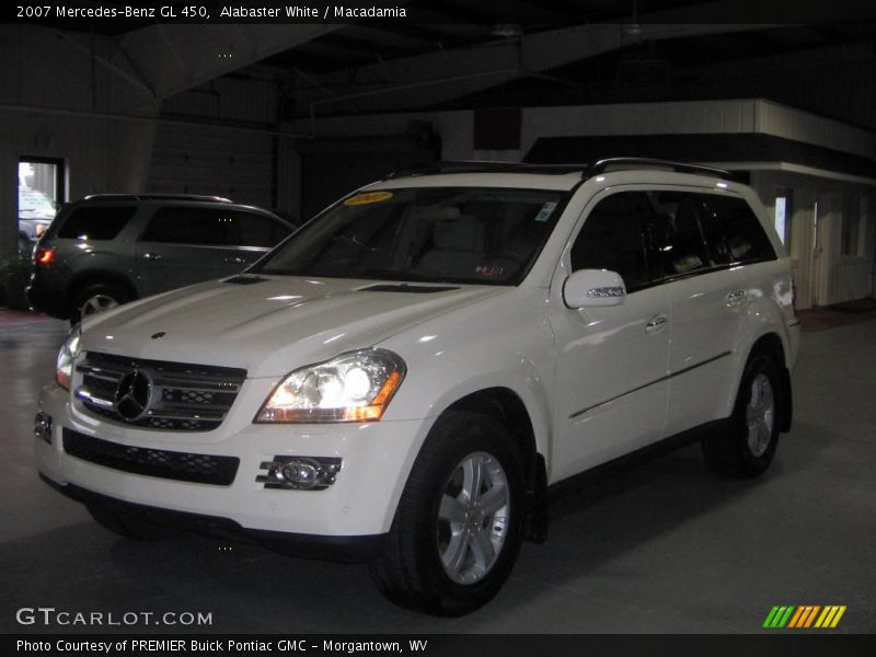 Alabaster White / Macadamia 2007 Mercedes-Benz GL 450