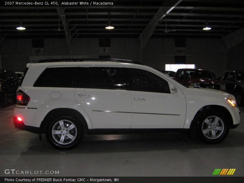 Alabaster White / Macadamia 2007 Mercedes-Benz GL 450