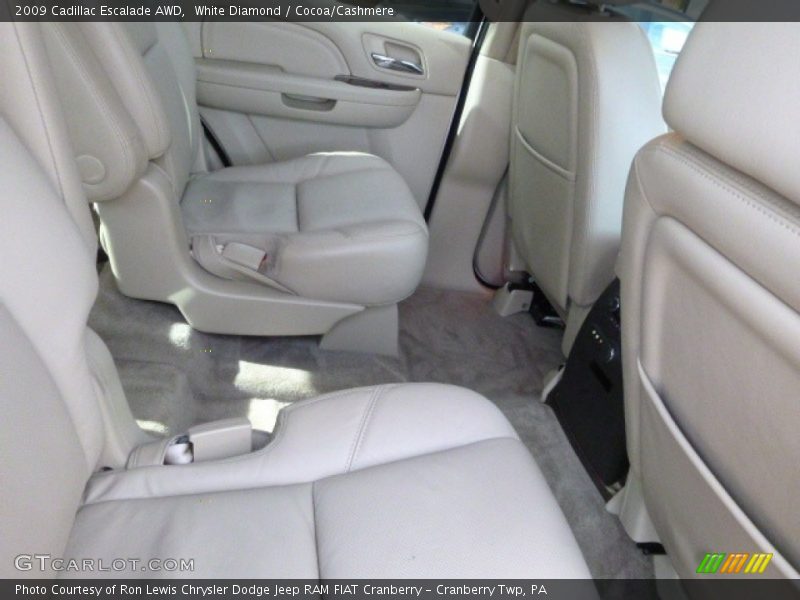 White Diamond / Cocoa/Cashmere 2009 Cadillac Escalade AWD