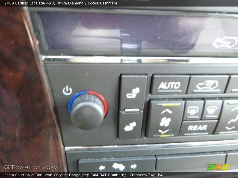 White Diamond / Cocoa/Cashmere 2009 Cadillac Escalade AWD