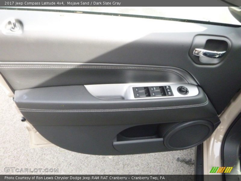 Mojave Sand / Dark Slate Gray 2017 Jeep Compass Latitude 4x4