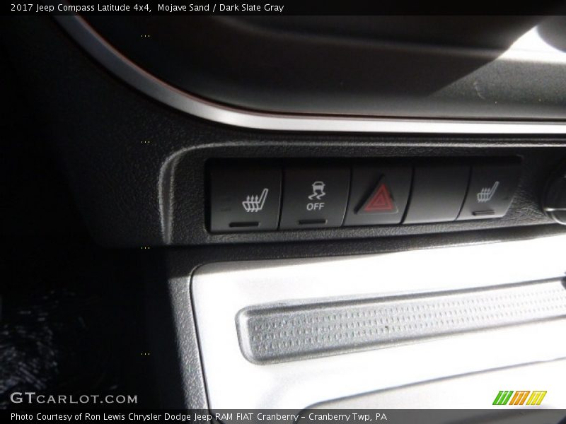 Mojave Sand / Dark Slate Gray 2017 Jeep Compass Latitude 4x4