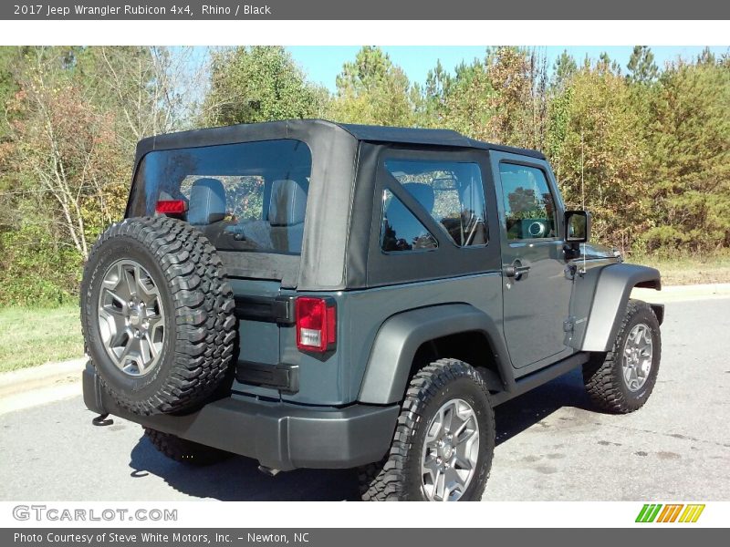 Rhino / Black 2017 Jeep Wrangler Rubicon 4x4