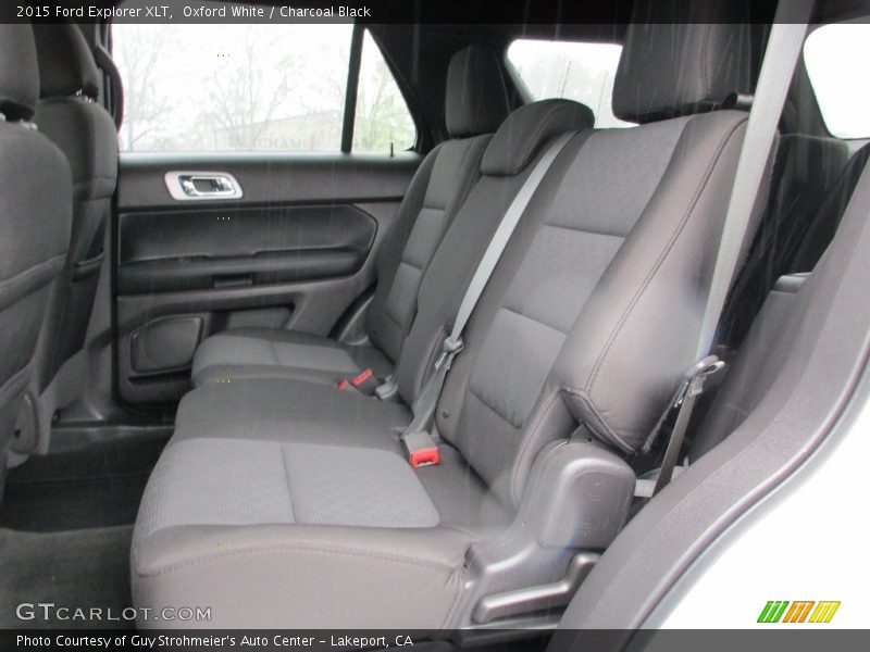 Oxford White / Charcoal Black 2015 Ford Explorer XLT