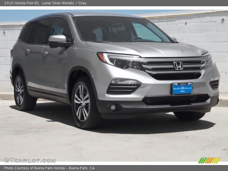 Lunar Silver Metallic / Gray 2016 Honda Pilot EX