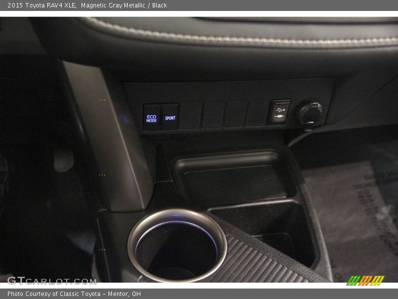 Magnetic Gray Metallic / Black 2015 Toyota RAV4 XLE